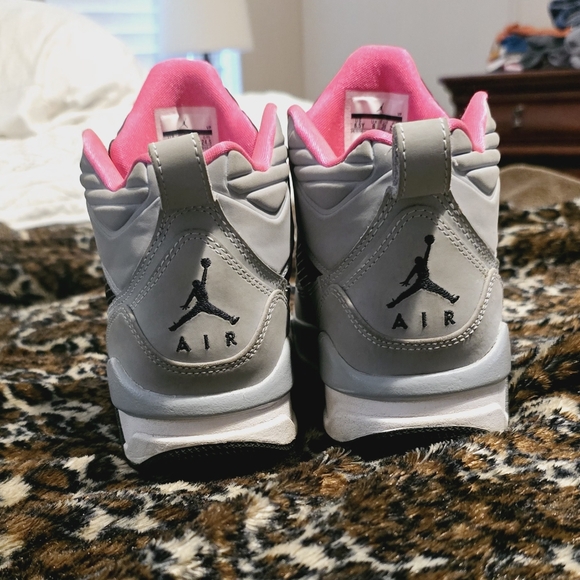 Nike Jordan Flight 9 Wolf Grey Hyper Pink size 6.5 youth - Picture 3 of 7